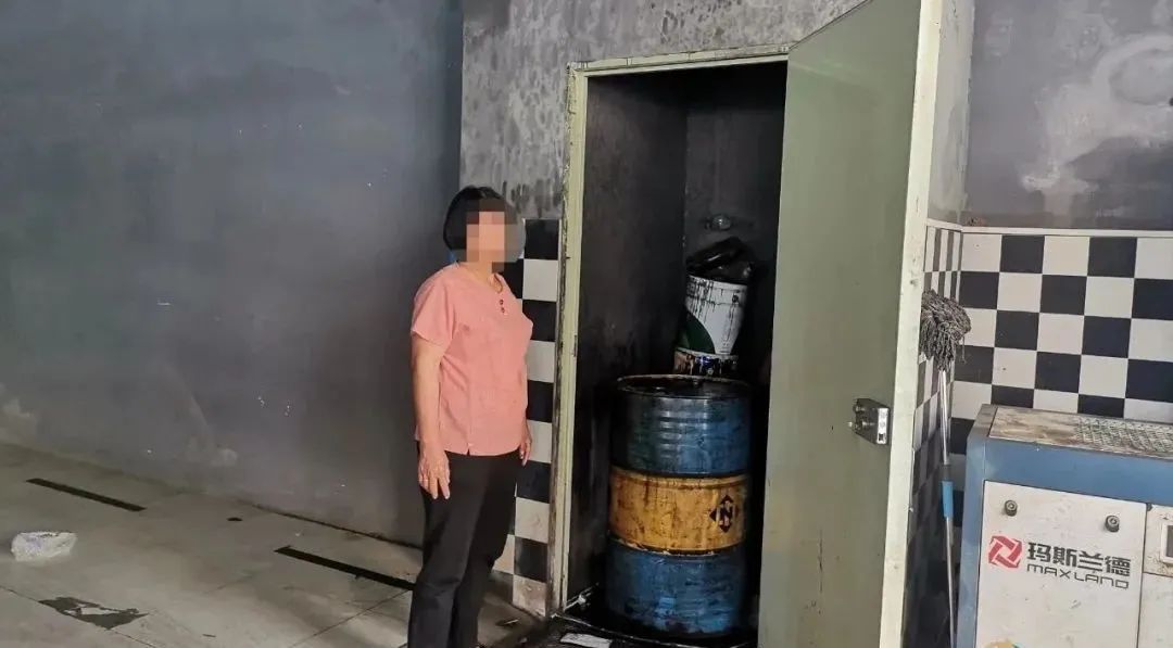 廢機油屬于危險廢物！一汽車公司交給無證經(jīng)營者處置最少罰60萬元！新固廢法時代危廢倉庫建設(shè)參考標(biāo)準(zhǔn)！不想被罰趕緊看！